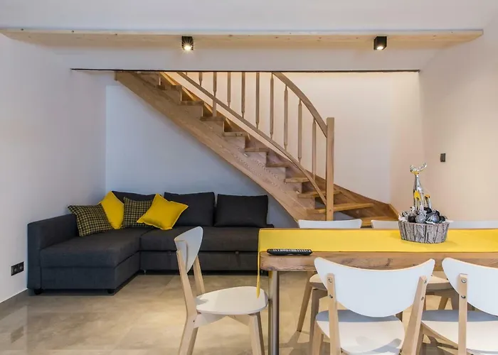 House Apart 132